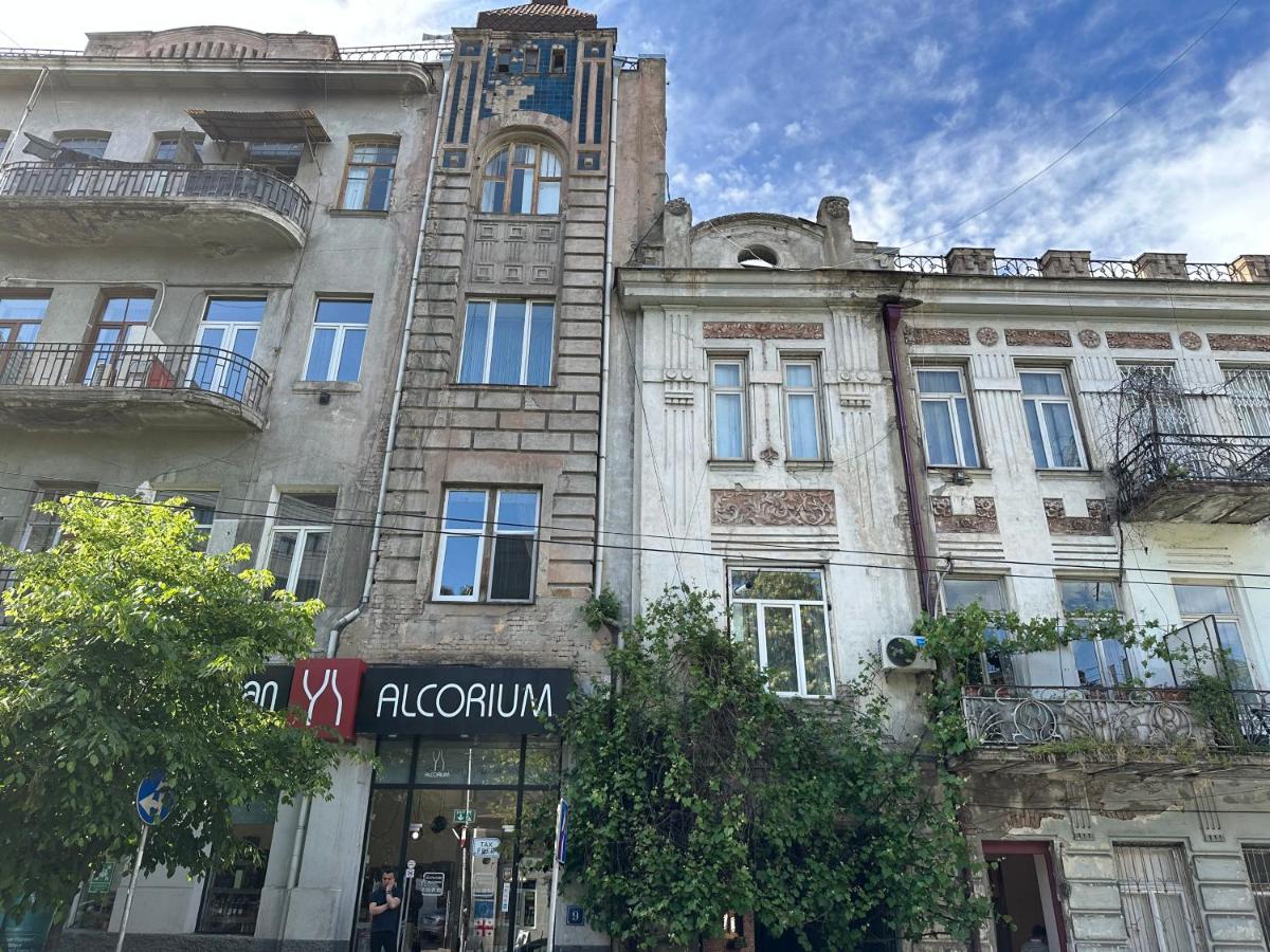 Salalak Apartment Tbilisi Bagian luar foto