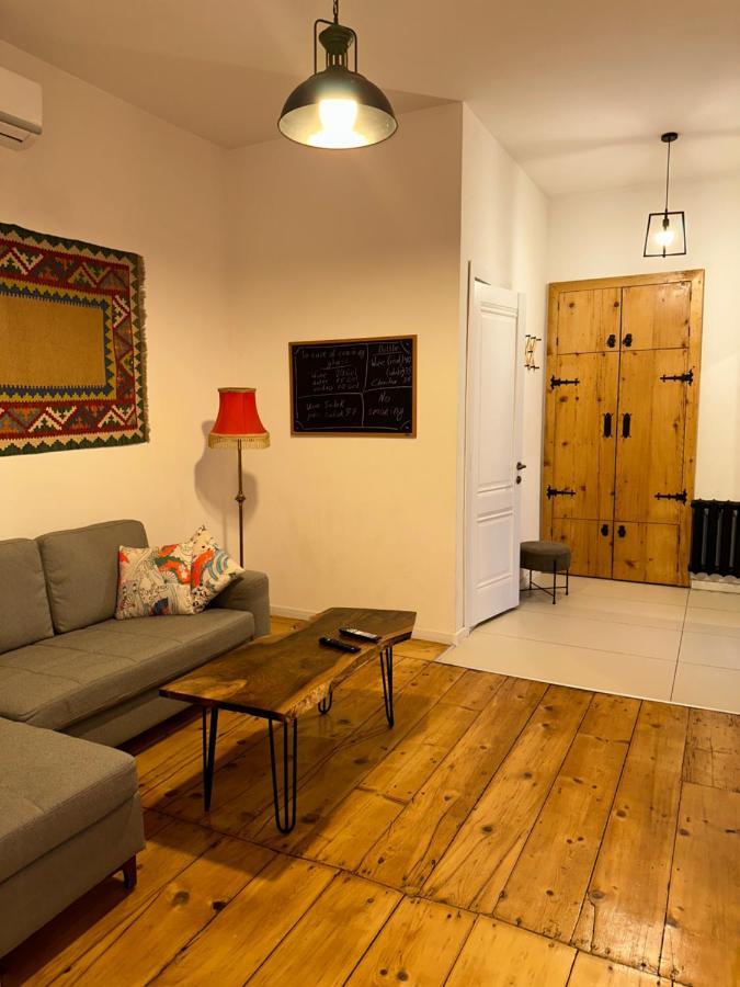 Salalak Apartment Tbilisi Bagian luar foto